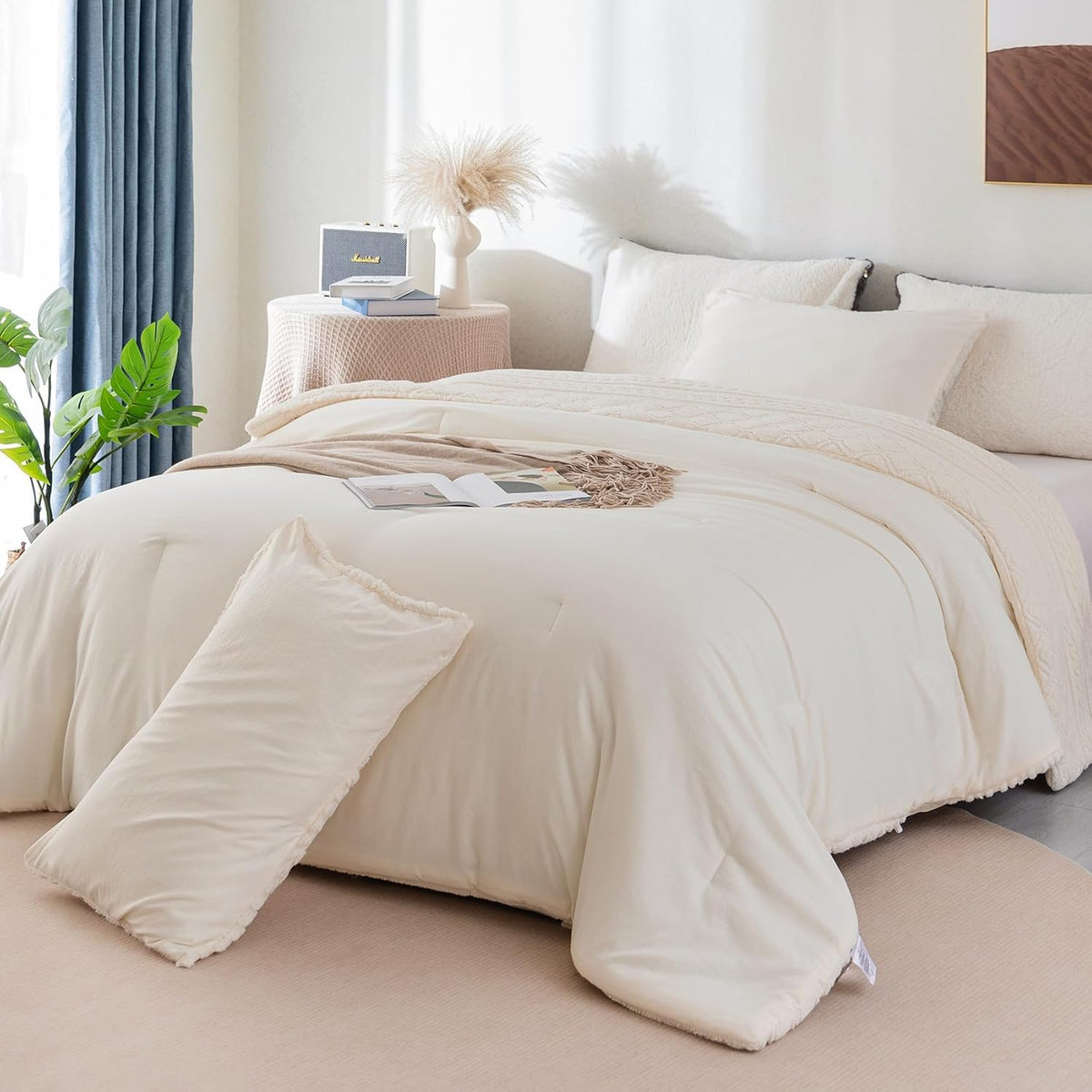White King Size Sherpa Fleece Down Alternative Comforter Set M98810